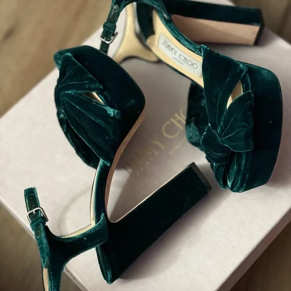 Jimmy Choo “Heloise” - Green Velvet Women's Heels - Picture 4 of 6